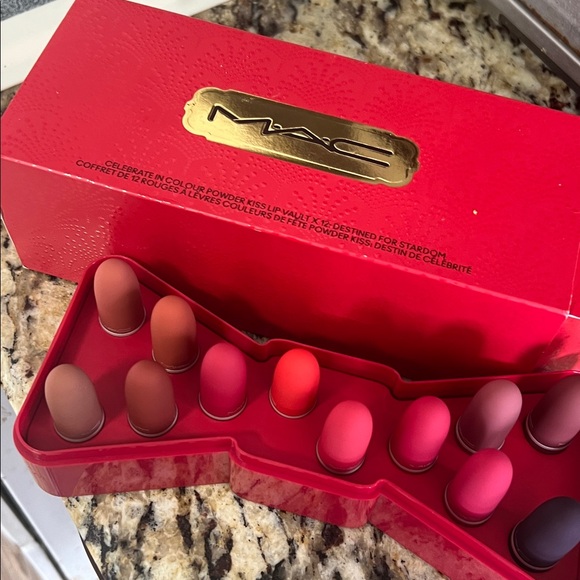 ❄️⚡️MAC Cosmetics Celebrate In Colour Powder Kiss Lip Vault x12 - Picture 4 of 10